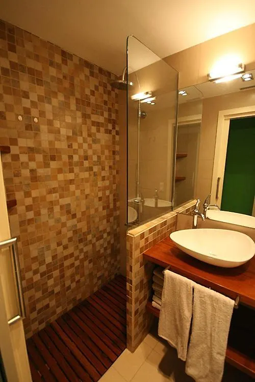 Gaudi Pol Apartment Barcelona